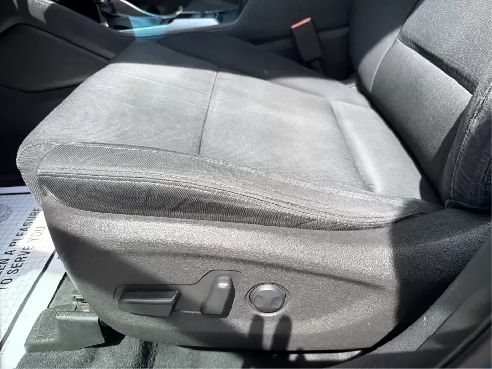 2016 Hyundai Tucson SE w/Preferred Package AWD (KM8J3CA41GU) with an 2.0L L4 DOHC 16V engine, 6A transmission, located at 401 Woodman Dr, Riverside, OH, 45431, (937) 908-9800, 39.760899, -84.123421 - Need an SUV that can handle Dayton-area commutes, rainy school drop-offs, and spontaneous weekend getaways without feeling oversized? This 2016 Hyundai Tucson SE w/Preferred Package AWD in eye-catching Caribbean Blue is built for real life-comfortable for daily drives, confident when the weather tur - Photo#17