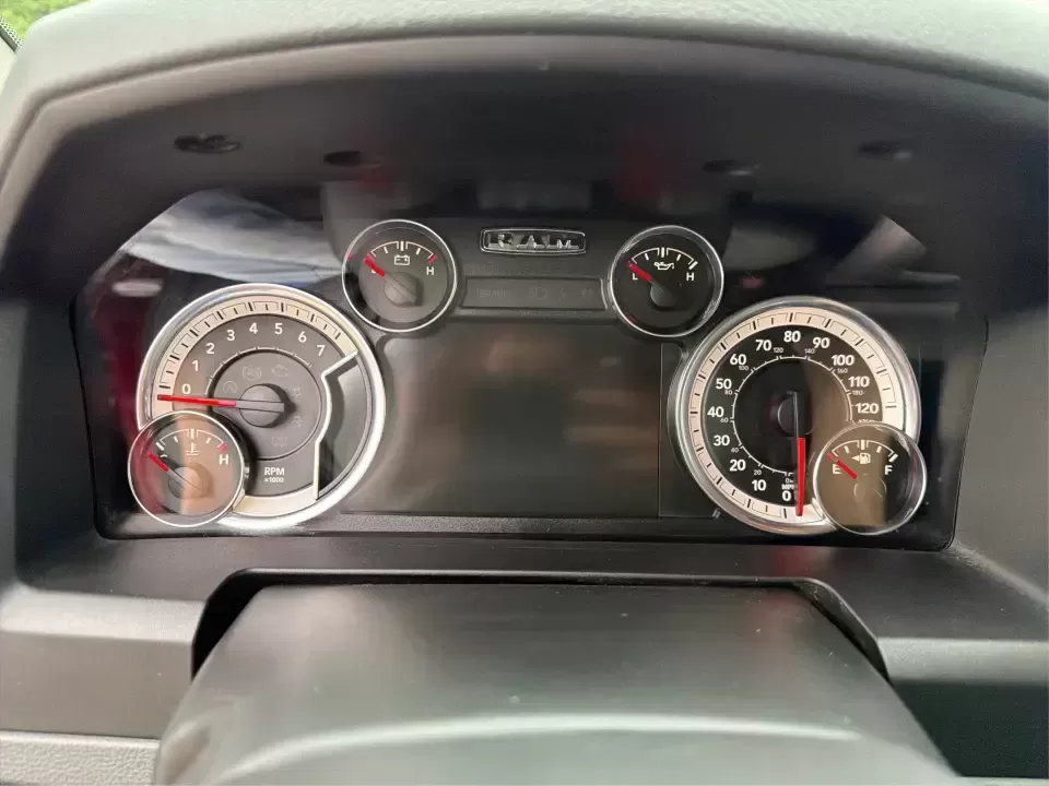 2017 Ram 1500 SLT Crew Cab LWB 4WD (1C6RR7TT6HS) with an 5.7L V8 OHV 16V engine, 8A transmission, located at 8750 N County Rd 25A, Piqua, OH, 45356, (937) 908-9800, 40.164391, -84.232513 - Weekday workhorse, weekend adventure rig, and road-trip-ready family hauler all in one-this **2017 Ram 1500 SLT Crew Cab LWB 4WD** is built for life in West Central Ohio. Whether you're commuting from Piqua to Troy, hauling gear out toward Indian Lake, or towing a trailer for a Saturday project, thi - Photo#14