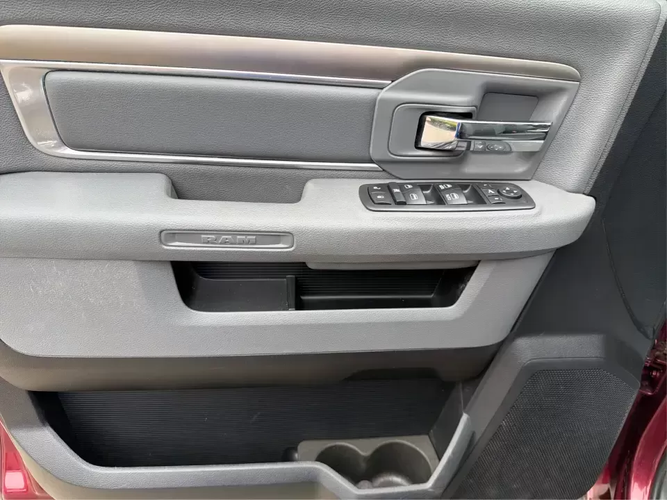 2017 Ram 1500 SLT Crew Cab LWB 4WD (1C6RR7TT6HS) with an 5.7L V8 OHV 16V engine, 8A transmission, located at 8750 N County Rd 25A, Piqua, OH, 45356, (937) 908-9800, 40.164391, -84.232513 - Weekday workhorse, weekend adventure rig, and road-trip-ready family hauler all in one-this **2017 Ram 1500 SLT Crew Cab LWB 4WD** is built for life in West Central Ohio. Whether you're commuting from Piqua to Troy, hauling gear out toward Indian Lake, or towing a trailer for a Saturday project, thi - Photo#18