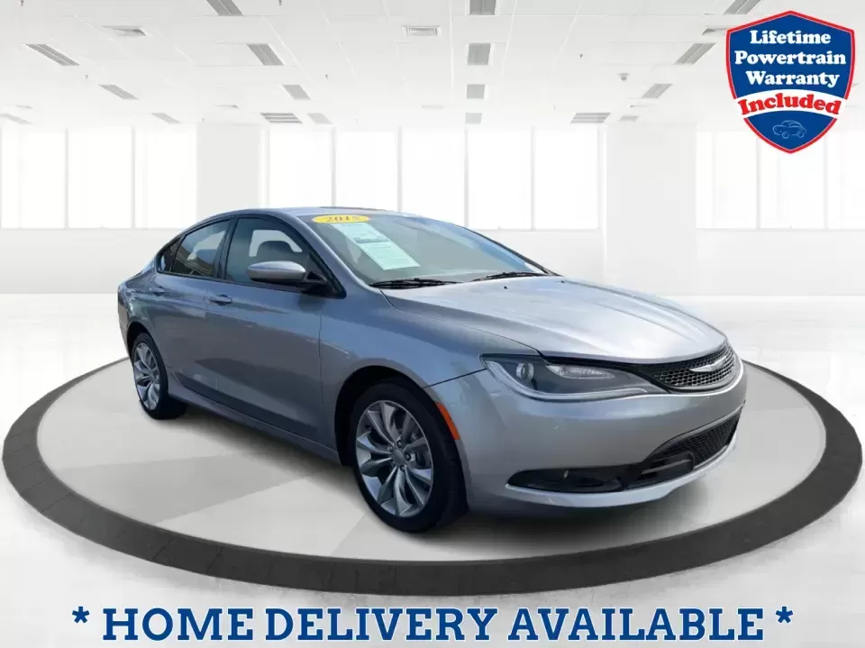 2015 Chrysler 200 S (1C3CCCBG2FN) with an 3.6L V6 DOHC 24V FFV engine, 9-Speed Automatic transmission, located at 1184 Kauffman Ave, Fairborn, OH, 45324, (937) 908-9800, 39.807072, -84.030914 - Need a comfortable, stylish sedan for daily commuting between Wright-Patterson AFB, Beavercreek shopping runs, and weekends out at Fairborn's community events? This 2015 Chrysler 200 S is built for real-life driving-smooth on I-675, easy to park around Downtown Fairborn, and roomy enough for five pa - Photo#0