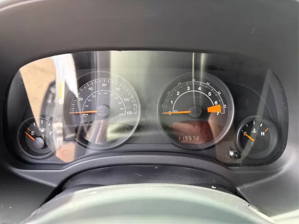 2015 Jeep Compass Sport FWD (1C4NJCBA6FD) with an 2.0L L4 DOHC 16V engine, located at 880 E. National Road, Vandalia, OH, 45377, (937) 908-9800, 39.891918, -84.183594 - Weekday commutes down I75, school drop-offs in Butler Township, and quick weekend getaways to the National Museum of the U.S. Air Force or Taylorsville MetroPark all call for an SUV that's easy to live with, comfortable for five, and efficient enough to keep your budget in check. This **2015 Jeep Co - Photo#15