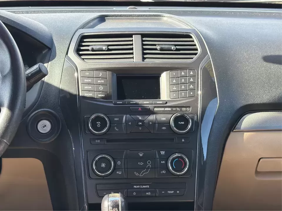 2017 Ford Explorer Base 4WD (1FM5K8B84HG) with an 3.5L V6 DOHC 24V engine, 6A transmission, located at 880 E. National Road, Vandalia, OH, 45377, (937) 908-9800, 39.891918, -84.183594 - Need one SUV that can handle the weekday school run, the I75 commute, and a weekend getaway to the Dayton attractions-all without feeling cramped? This **2017 Ford Explorer Base 4WD** is built for real-life Vandalia driving, with **three rows for 7 passengers**, confident **four-wheel drive**, and t - Photo#12