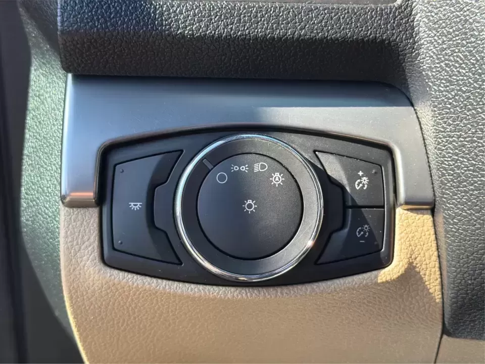 2017 Ford Explorer Base 4WD (1FM5K8B84HG) with an 3.5L V6 DOHC 24V engine, 6A transmission, located at 880 E. National Road, Vandalia, OH, 45377, (937) 908-9800, 39.891918, -84.183594 - Need one SUV that can handle the weekday school run, the I75 commute, and a weekend getaway to the Dayton attractions-all without feeling cramped? This **2017 Ford Explorer Base 4WD** is built for real-life Vandalia driving, with **three rows for 7 passengers**, confident **four-wheel drive**, and t - Photo#16