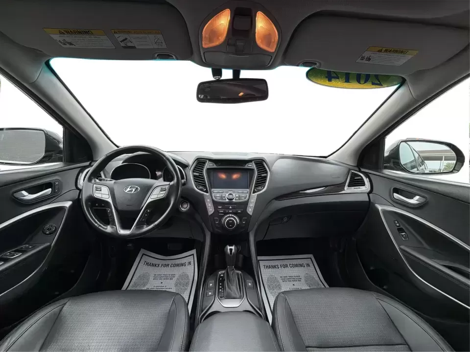 2014 Hyundai Santa Fe Limited AWD (KM8SRDHF4EU) with an 3.3L V6 DOHC 24V engine, 6-Speed Automatic transmission, located at 1230 East Main St, Xenia, OH, 45385, (937) 908-9800, 39.688026, -83.910172 - Picture your next weekend: loading up the family for a day at John Bryan State Park, heading out for youth sports in Beavercreek, or cruising I35 and US68 for an easy commute to Dayton. This 2014 Hyundai Santa Fe Limited AWD is built for real life in and around Xenia-roomy enough for growing familie - Photo#20
