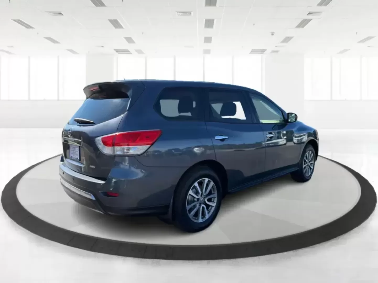 2014 Nissan Pathfinder S 4WD (5N1AR2MM0EC) with an 3.5L V6 DOHC 24V engine, Continuously Variable Transmission transmission, located at 880 E. National Road, Vandalia, OH, 45377, (937) 908-9800, 39.891918, -84.183594 - Ready for family carpools, long commutes up I-75, and weekend getaways to Taylorsville MetroPark, this 2014 Nissan Pathfinder S 4WD is the kind of 3-row SUV that fits real life in Vandalia, OH. With seating for up to 7 passengers, confident four-wheel drive, and everyday comfort features, it's a sma- Photo#2