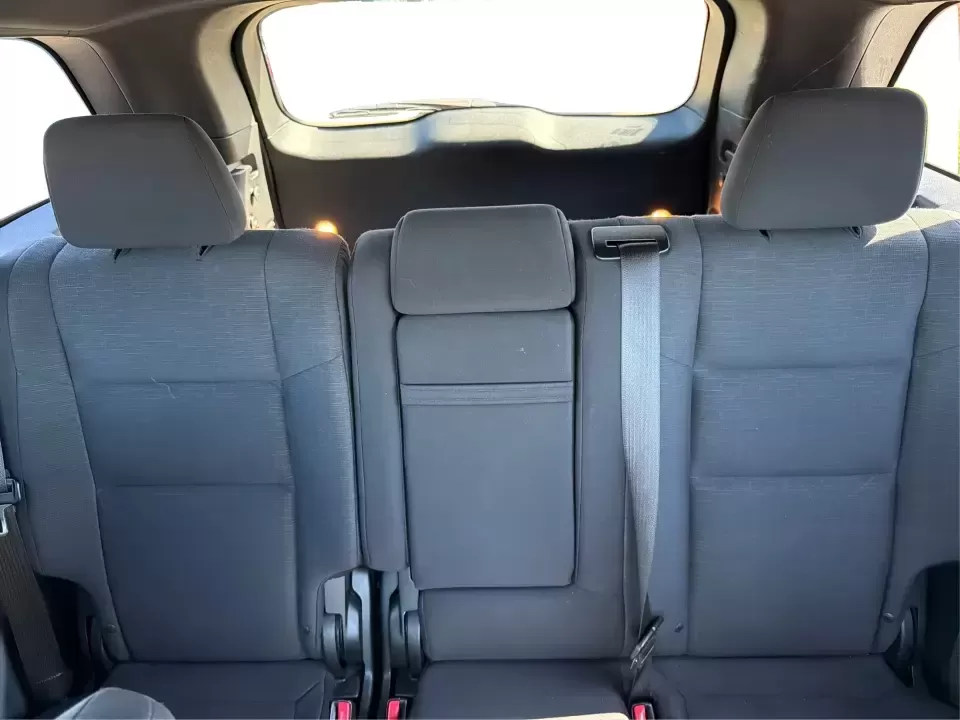 2016 Jeep Grand Cherokee Laredo 2WD (1C4RJEAG4GC) with an 3.6L V6 DOHC 24V engine, 8A transmission, located at 401 Woodman Dr, Riverside, OH, 45431, (937) 908-9800, 39.760899, -84.123421 - Picture your next week: a smooth commute down Route 35, a quick grocery run near Woodman Drive, and a Saturday escape to Carillon Historical Park or a family meet-up at Riverscape MetroPark-without feeling cramped or worn out. This 2016 Jeep Grand Cherokee Laredo 2WD is built for real life in the Mi- Photo#14