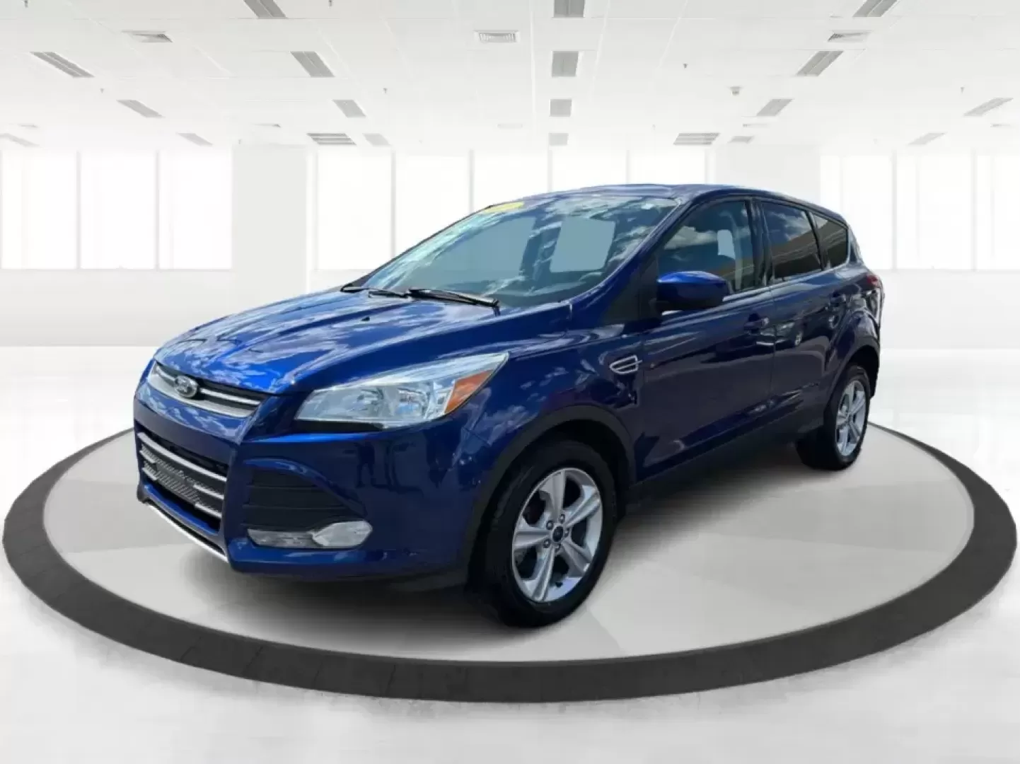 2016 Ford Escape SE FWD (1FMCU0G94GU) with an 2.0L L4 DOHC 16V engine, 6-Speed Automatic transmission, located at 1099 N County Rd 25A , Troy, OH, 45373, (937) 908-9800, 40.057079, -84.212883 - Pack up the kids, load the groceries, or point the nose toward a weekend getaway-this 2016 Ford Escape SE FWD is the kind of compact SUV that fits real life in Troy, Ohio. With seating for five, versatile cargo space, and fuel-friendly efficiency (23 city / 32 highway MPG), it's a smart match for co- Photo#8