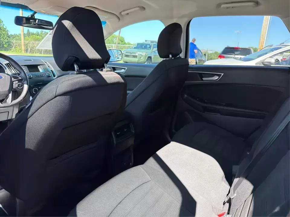 2015 Ford Edge SEL AWD (2FMTK4J87FB) with an 3.5L V6 DOHC 24V engine, 6-Speed Automatic transmission, located at 1184 Kauffman Ave, Fairborn, OH, 45324, (937) 908-9800, 39.807072, -84.030914 - Weekend road trips to Yellow Springs, snowy commutes to Wright-Patterson AFB, and everyday school-drop runs around Fairborn all call for an SUV that feels confident, comfortable, and easy to live with. This 2015 Ford Edge SEL AWD is built for real life in Ohio-room for five, versatile cargo space, a - Photo#10