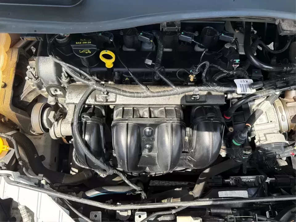 2014 Ford Escape S FWD (1FMCU0F75EU) with an 2.5L L4 DOHC 16V engine, 6-Speed Automatic transmission, located at 1184 Kauffman Ave, Fairborn, OH, 45324, (937) 908-9800, 39.807072, -84.030914 - Need a practical SUV that fits real life in the Miami Valley-school drop-offs, Wright-Patterson AFB commutes, grocery runs, and weekend getaways to John Bryan State Park? This 2014 Ford Escape S FWD in Oxford White is a smart, budget-friendly choice with the versatility to handle busy schedules and- Photo#11
