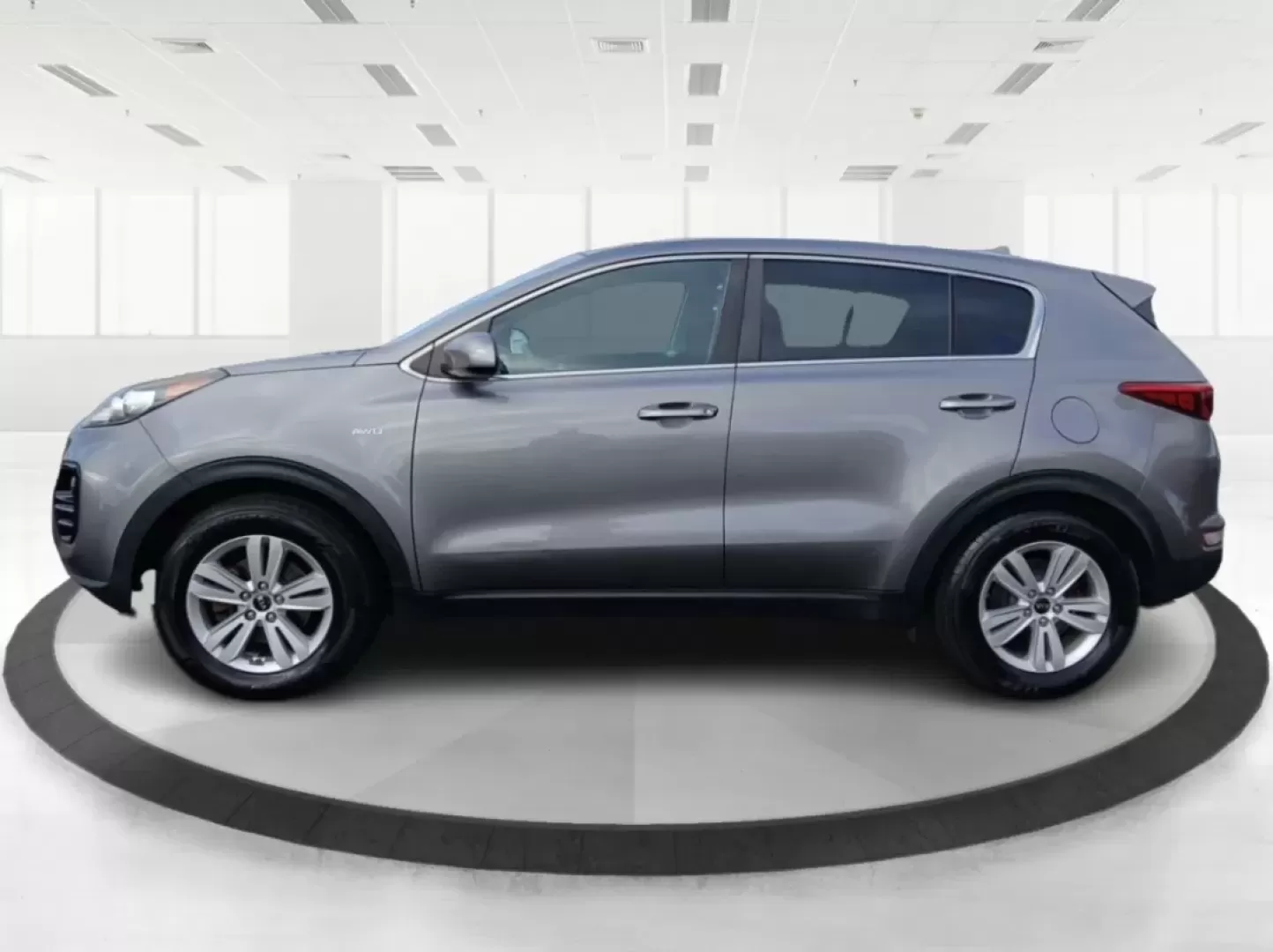 2017 Kia Sportage LX AWD (KNDPMCAC3H7) with an 2.4L V6 DOHC 24V engine, 6-Speed Automatic transmission, located at 1184 Kauffman Ave, Fairborn, OH, 45324, (937) 908-9800, 39.807072, -84.030914 - Are you ready to elevate your driving experience? Whether you're navigating through busy city streets, embarking on weekend adventures, or simply commuting to work, the 2017 Kia Sportage LX AWD is the perfect companion for your lifestyle. This versatile crossover offers a blend of comfort, performan - Photo#5