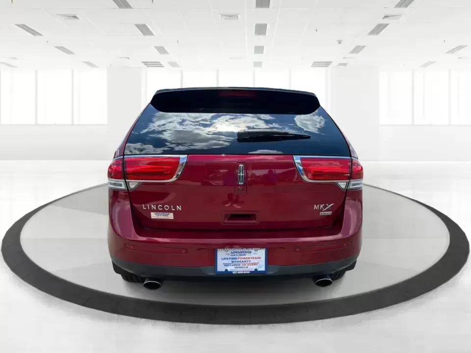 2014 Lincoln MKX AWD (2LMDJ8JK2EB) with an 3.7L V6 DOHC 24V engine, 6-Speed Automatic transmission, located at 1230 East Main St, Xenia, OH, 45385, (937) 908-9800, 39.688026, -83.910172 - Whether you're commuting from Xenia to Beavercreek, hauling the family to a weekend game, or planning a comfortable road trip out toward Yellow Springs and John Bryan State Park, this 2014 Lincoln MKX AWD is the kind of SUV that fits real life: roomy, confident in changing Ohio weather, and upscale- Photo#3