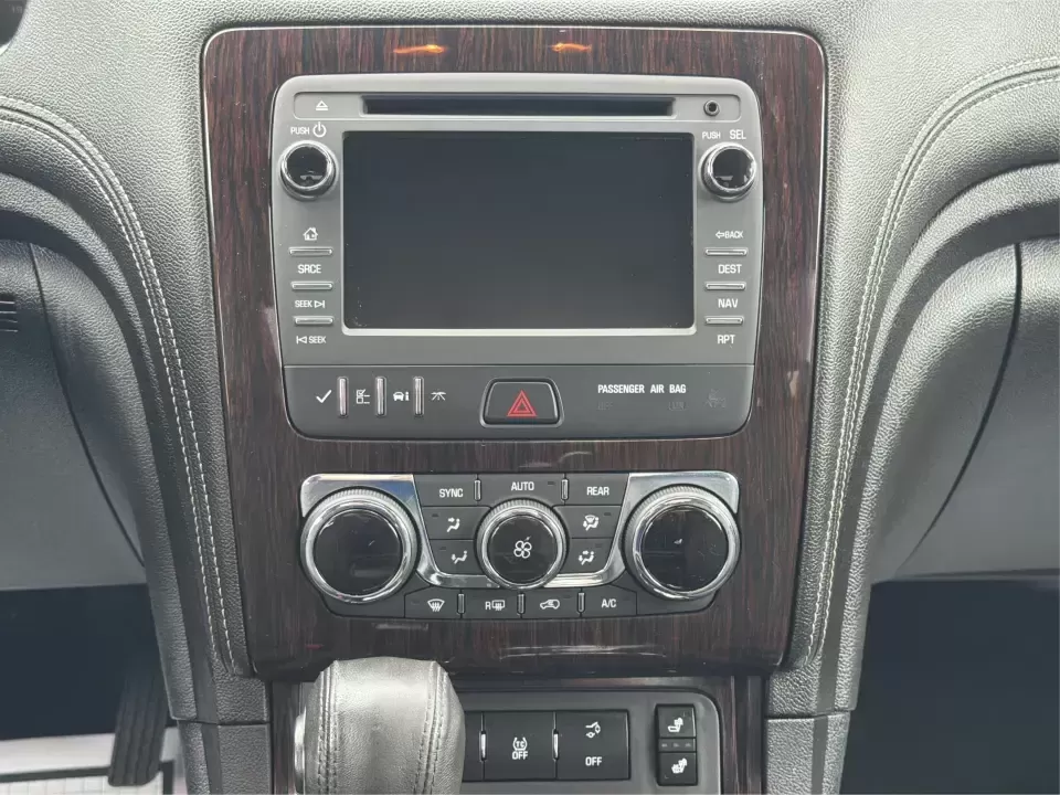2017 Chevrolet Traverse 2LT AWD (1GNKVHKD4HJ) with an 3.6L V6 DOHC 24V engine, 6A transmission, located at 8750 N County Rd 25A, Piqua, OH, 45356, (937) 908-9800, 40.164391, -84.232513 - Pack up the kids, cue the playlist, and point the hood toward your next weekend at Indian Lake or a day of errands across Miami County-this 2017 Chevrolet Traverse 2LT AWD is built for real life in Piqua. With three rows for up to 7 passengers, confident all-wheel drive for unpredictable Ohio weathe- Photo#13