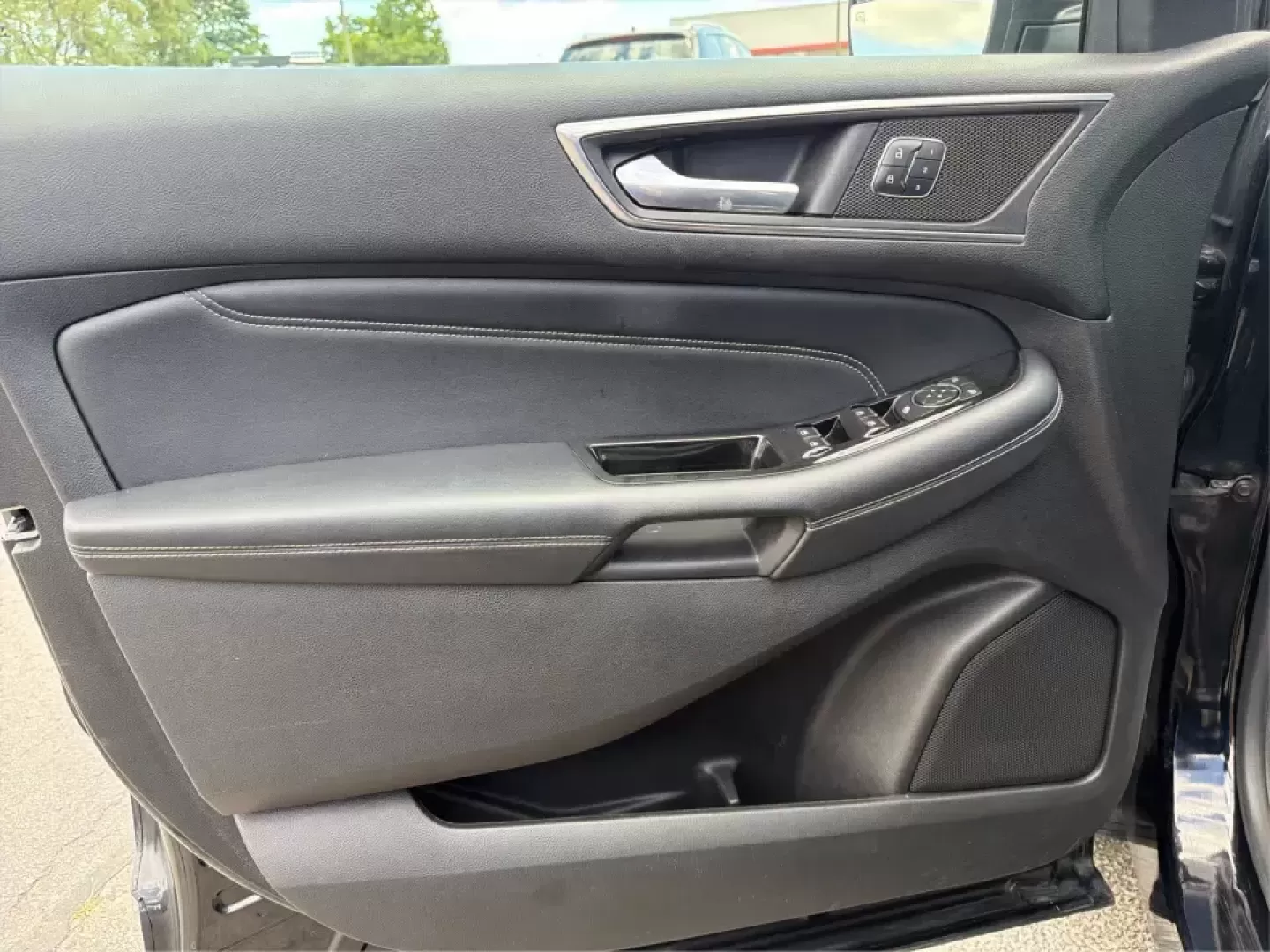 2016 Ford Edge Titanium (2FMPK3K97GB) with an 2.0L L4 DOHC 16V engine, 6A transmission, located at 401 Woodman Dr, Riverside, OH, 45431, (937) 908-9800, 39.760899, -84.123421 - Need an SUV that can handle the weekday grind to Wright-Patterson, school drop-offs, and spontaneous weekend getaways without feeling like a compromise? This 2016 Ford Edge Titanium is built for real life in the Miami Valley-comfortable for long commutes, roomy for growing families, and refined enou- Photo#18
