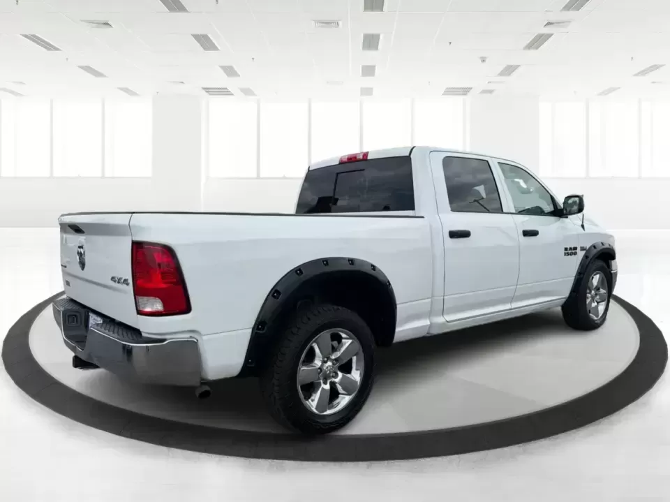 2016 Ram 1500 SLT Crew Cab LWB 4WD (1C6RR7TT0GS) with an 5.7L V8 OHV 16V engine, 6A transmission, located at 1099 N County Rd 25A , Troy, OH, 45373, (937) 908-9800, 40.057079, -84.212883 - Need one truck that can handle the weekday grind and still be ready for weekend projects, towing, and road trips to Indian Lake? This **2016 Ram 1500 SLT Crew Cab LWB 4WD** fits the lifestyle-room for the crew, four-wheel-drive confidence for Ohio weather, and the V8 power that makes hauling and hig- Photo#2