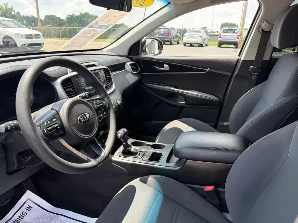 2017 Kia Sorento L 2WD (5XYPG4A34HG) with an 2.4L L4 DOHC 16V engine, 6A transmission, located at 401 Woodman Dr, Riverside, OH, 45431, (937) 908-9800, 39.760899, -84.123421 - Load up the family, point the hood toward your next weekend getaway, and enjoy the kind of SUV flexibility that makes everyday life easier. This 2017 Kia Sorento L 2WD is a smart pick for school drop-offs, grocery runs, and road trips from Riverside to Dayton-offering roomy seating for 5, versatile- Photo#9