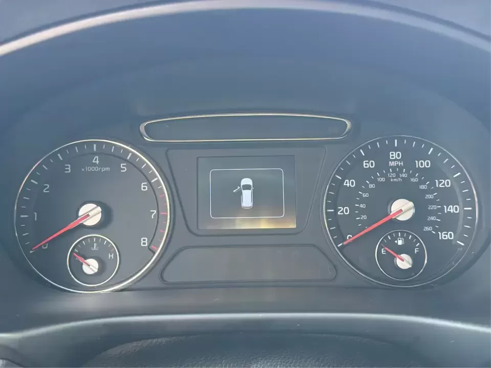 2017 Kia Sorento L 2WD (5XYPG4A34HG) with an 2.4L L4 DOHC 16V engine, 6A transmission, located at 401 Woodman Dr, Riverside, OH, 45431, (937) 908-9800, 39.760899, -84.123421 - Load up the family, point the hood toward your next weekend getaway, and enjoy the kind of SUV flexibility that makes everyday life easier. This 2017 Kia Sorento L 2WD is a smart pick for school drop-offs, grocery runs, and road trips from Riverside to Dayton-offering roomy seating for 5, versatile- Photo#15