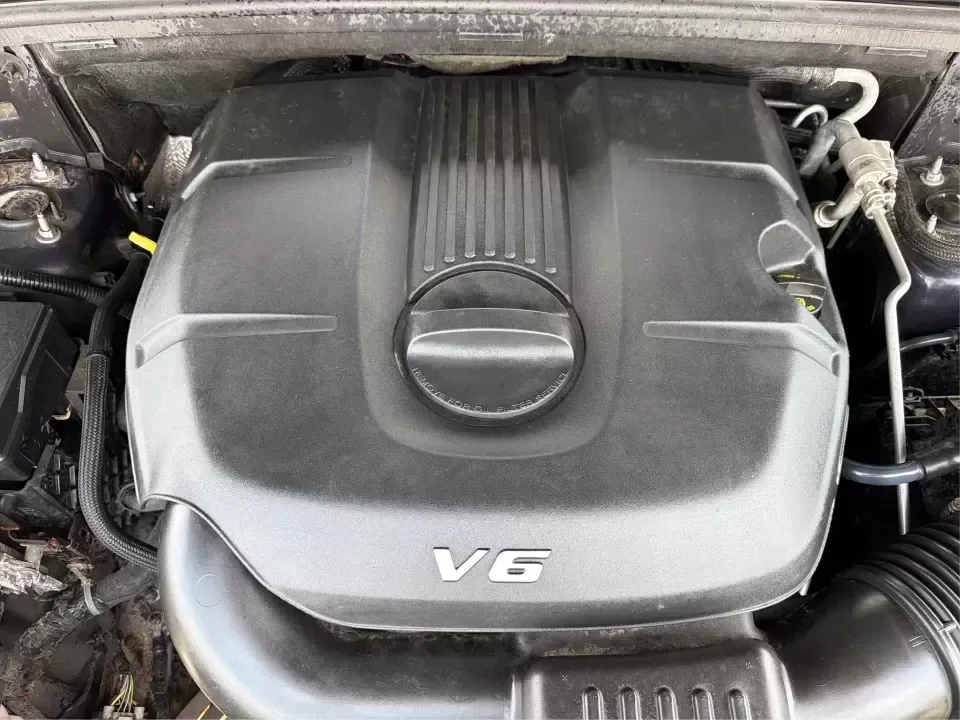 2015 Dodge Durango SXT AWD (1C4RDJAGXFC) with an 3.6L V6 DOHC 24V engine, 8-Speed Automatic transmission, located at 8750 N County Rd 25A, Piqua, OH, 45356, (937) 908-9800, 40.164391, -84.232513 - Need one SUV that can handle the school run, a long I75 commute, and a packed weekend at Indian Lake without feeling cramped? This 2015 Dodge Durango SXT AWD is built for real life in West Central Ohio-roomy for up to seven passengers, confident in changing weather, and versatile enough for everythi- Photo#11