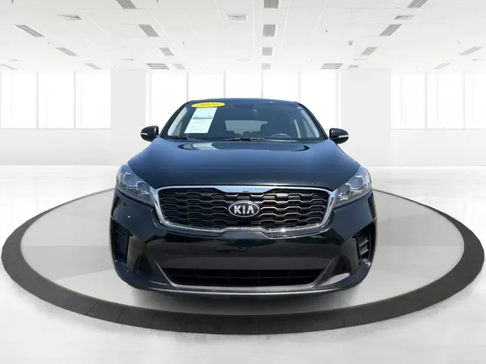 2020 Kia Sorento LX 2WD (5XYPG4A32LG) with an 2.4L L4 DOHC 16V engine, 6A transmission, located at 1099 N County Rd 25A , Troy, OH, 45373, (937) 908-9800, 40.057079, -84.212883 - Load up the kids, the friends, and the cooler-this 2020 Kia Sorento LX 2WD is built for real life in West Central Ohio, from weekday school runs to weekend road trips. With three rows of seating for up to 7 passengers, SUV versatility, and a comfortable cabin, it's a smart pick for growing families,- Photo#7