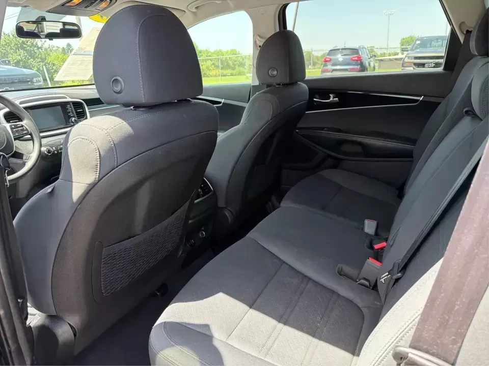 2020 Kia Sorento LX 2WD (5XYPG4A32LG) with an 2.4L L4 DOHC 16V engine, 6A transmission, located at 1099 N County Rd 25A , Troy, OH, 45373, (937) 908-9800, 40.057079, -84.212883 - Load up the kids, the friends, and the cooler-this 2020 Kia Sorento LX 2WD is built for real life in West Central Ohio, from weekday school runs to weekend road trips. With three rows of seating for up to 7 passengers, SUV versatility, and a comfortable cabin, it's a smart pick for growing families,- Photo#10
