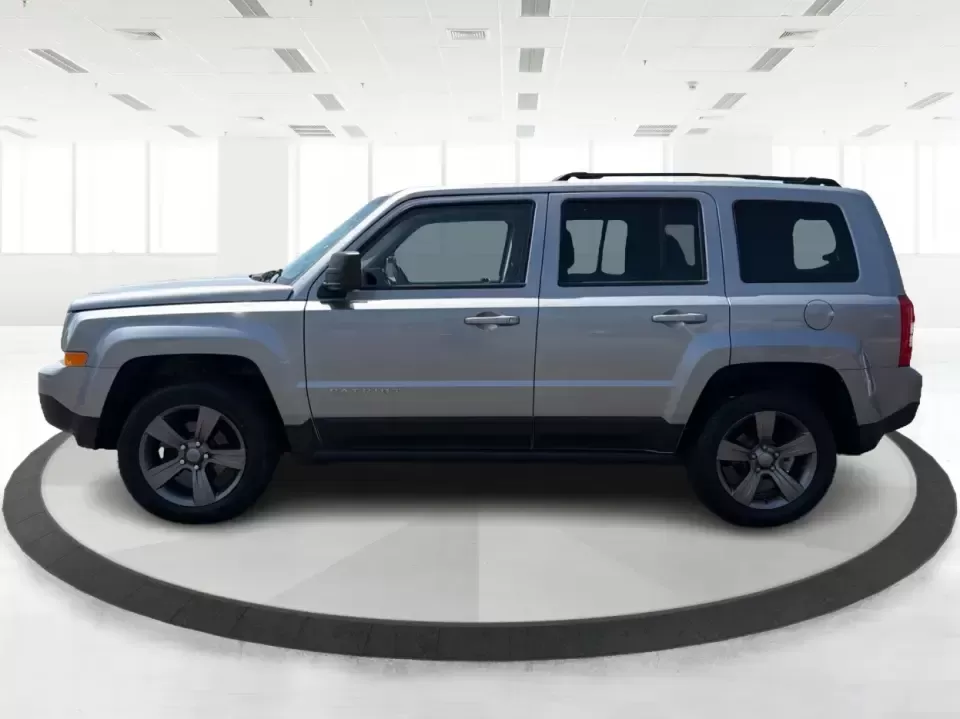 2015 Jeep Patriot Latitude 4WD (1C4NJRFB0FD) with an 2.4L L4 DOHC 16V engine, located at 1230 East Main St, Xenia, OH, 45385, (937) 908-9800, 39.688026, -83.910172 - Weekend getaways, snowy school runs, and everyday commuting around Greene County feel a lot more doable in a compact SUV that's ready for whatever Ohio weather throws your way. If you're looking for a versatile ride that can handle errands in town, a trip out to Caesar Creek, or the back roads leadi- Photo#5