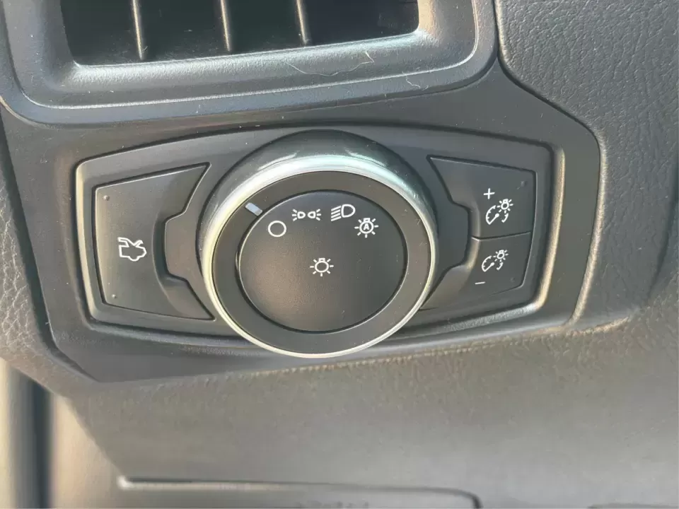 2018 Ford Focus SE (1FADP3K27JL) with an 2L I-4 gasoline direct injection engine, Automatic transmission, located at 4508 South Dixie Dr, Moraine, OH, 45439, (937) 908-9800, 39.689976, -84.218452 - Need a practical, fun-to-drive hatchback for the daily commute down South Dixie Drive, quick errands near Dayton Mall, or an easy weekend escape to Carillon Historical Park? This 2018 Ford Focus SE in eye-catching Hot Pepper Red Metallic Tinted Clearcoat fits real life in Moraine, Ohio-compact enoug- Photo#17
