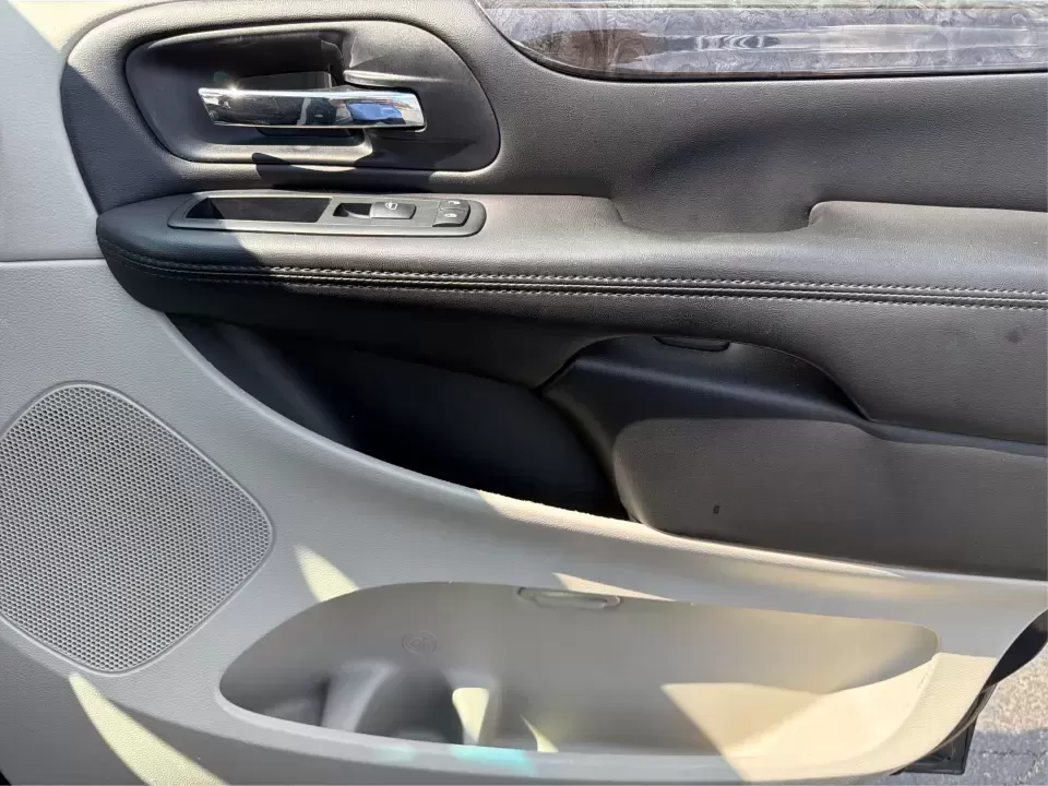 2014 Dodge Grand Caravan SE (2C4RDGBG0ER) with an 3.6L V-6 DOHC engine, located at 401 Woodman Dr, Riverside, OH, 45431, (937) 908-9800, 39.760899, -84.123421 - Need a dependable minivan that can handle school drop-offs, grocery runs, and weekend road trips without blowing the budget? This 2014 Dodge Grand Caravan SE is built for real life in the Miami Valley-easy to live with, roomy for people and gear, and comfortable for daily commuting around Riverside,- Photo#19