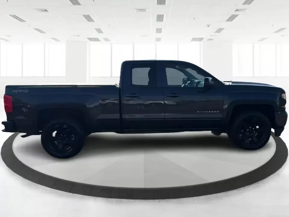 2016 Chevrolet Silverado LT (1GCVKREC1GZ) with an EcoTec3 4.3L V-6 gasoline direct injection engine, located at 8750 N County Rd 25A, Piqua, OH, 45356, (937) 908-9800, 40.164391, -84.232513 - Whether you're hauling weekend project supplies, towing the boat to Indian Lake, or commuting down I-75 with confidence in every season, this **2016 Chevrolet Silverado LT 4WD** is the kind of truck that fits real life in West Central Ohio. Finished in **Black** with a practical pickup bed setup, it- Photo#1