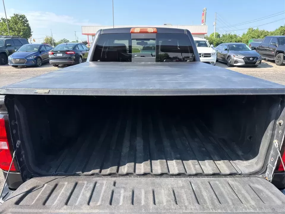 2016 Chevrolet Silverado LT (1GCVKREC1GZ) with an EcoTec3 4.3L V-6 gasoline direct injection engine, located at 8750 N County Rd 25A, Piqua, OH, 45356, (937) 908-9800, 40.164391, -84.232513 - Whether you're hauling weekend project supplies, towing the boat to Indian Lake, or commuting down I-75 with confidence in every season, this **2016 Chevrolet Silverado LT 4WD** is the kind of truck that fits real life in West Central Ohio. Finished in **Black** with a practical pickup bed setup, it- Photo#12