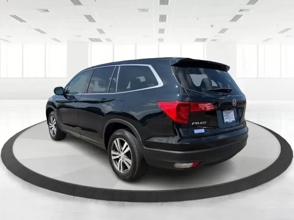 2016 Honda Pilot EXL 4WD (5FNYF6H63GB) with an 3.5L V6 SOHC 24V engine, 6-Speed Automatic transmission, located at 8750 N County Rd 25A, Piqua, OH, 45356, (937) 908-9800, 40.164391, -84.232513 - Third Row- Photo#4