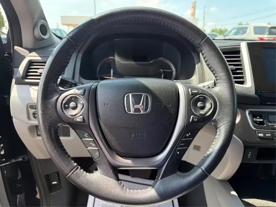 2016 Honda Pilot EXL 4WD (5FNYF6H63GB) with an 3.5L V6 SOHC 24V engine, 6-Speed Automatic transmission, located at 8750 N County Rd 25A, Piqua, OH, 45356, (937) 908-9800, 40.164391, -84.232513 - Third Row- Photo#15
