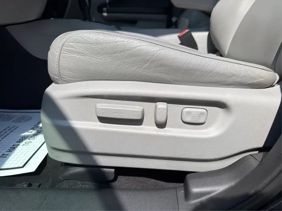 2016 Honda Pilot EXL 4WD (5FNYF6H63GB) with an 3.5L V6 SOHC 24V engine, 6-Speed Automatic transmission, located at 8750 N County Rd 25A, Piqua, OH, 45356, (937) 908-9800, 40.164391, -84.232513 - Third Row- Photo#16