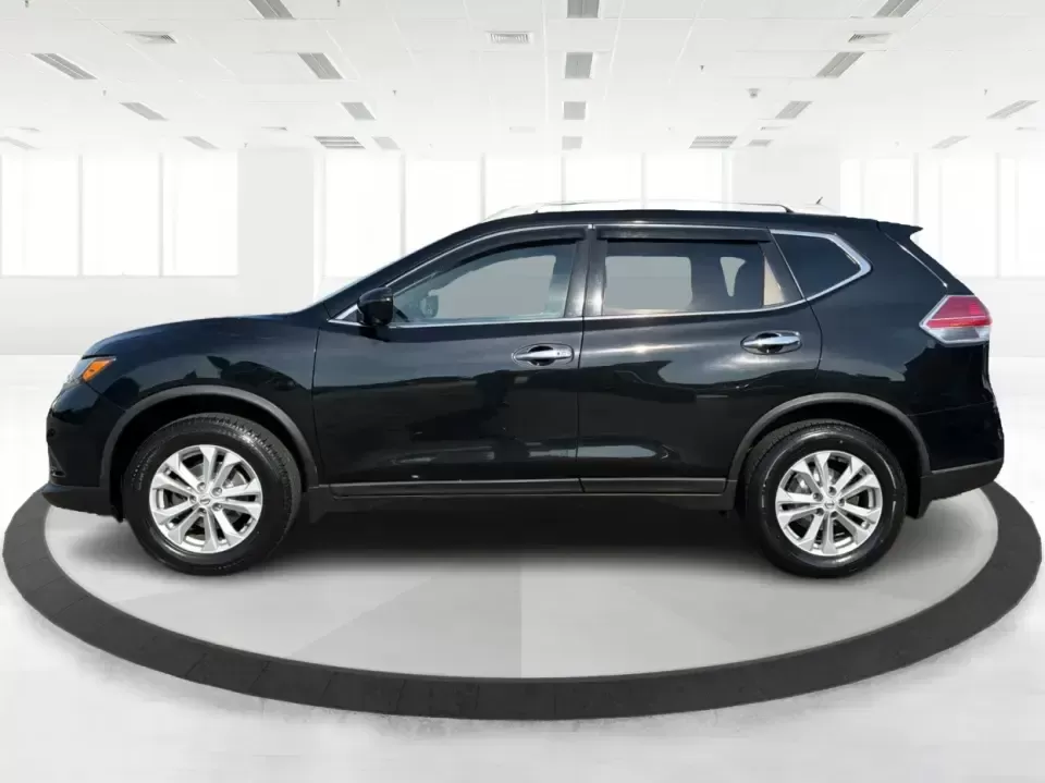 2016 Nissan Rogue SV AWD (KNMAT2MV2GP) with an 2.5L L4 DOHC 16V engine, Continuously Variable Transmission transmission, located at 8750 N County Rd 25A, Piqua, OH, 45356, (937) 908-9800, 40.164391, -84.232513 - Need an SUV that fits real life in West Central Ohio-school drop-offs, I-75 commutes, grocery runs, and the occasional weekend escape to a local park or festival? This **2016 Nissan Rogue SV AWD** is a practical, comfortable choice for families, commuters, and budget-conscious buyers who want year-r- Photo#5