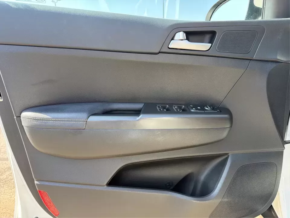 2017 Kia Sportage LX AWD (KNDPMCAC5H7) with an 2.4L V6 DOHC 24V engine, 6-Speed Automatic transmission, located at 1184 Kauffman Ave, Fairborn, OH, 45324, (937) 908-9800, 39.807072, -84.030914 - Weekend getaways to John Bryan State Park, snowy school runs, or the daily commute down I675-this 2017 Kia Sportage LX AWD is built for real life in the Miami Valley. With confident all-wheel drive and SUV versatility, it's a smart pick for drivers who want a practical crossover that can handle Ohio- Photo#19