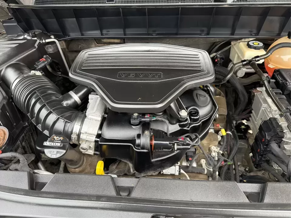 2018 GMC Acadia SLT-1 FWD (1GKKNMLSXJZ) with an 3.6L V6 DOHC 24V engine, 6-Speed Automatic transmission, located at 1099 N County Rd 25A , Troy, OH, 45373, (937) 908-9800, 40.057079, -84.212883 - Load up the crew, cue the playlist, and head out-this 2018 GMC Acadia SLT-1 FWD is built for real life in West Central Ohio, whether you're juggling school drop-offs, commuting to Dayton, or planning a weekend escape to the Miami Valley. With seating for 6 and a smart, flexible cabin, it's a great f- Photo#11