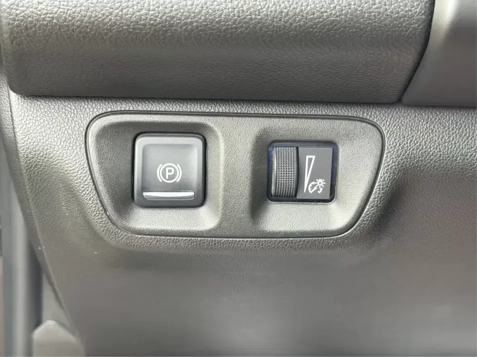 2018 GMC Acadia SLT-1 FWD (1GKKNMLSXJZ) with an 3.6L V6 DOHC 24V engine, 6-Speed Automatic transmission, located at 1099 N County Rd 25A , Troy, OH, 45373, (937) 908-9800, 40.057079, -84.212883 - Load up the crew, cue the playlist, and head out-this 2018 GMC Acadia SLT-1 FWD is built for real life in West Central Ohio, whether you're juggling school drop-offs, commuting to Dayton, or planning a weekend escape to the Miami Valley. With seating for 6 and a smart, flexible cabin, it's a great f- Photo#17