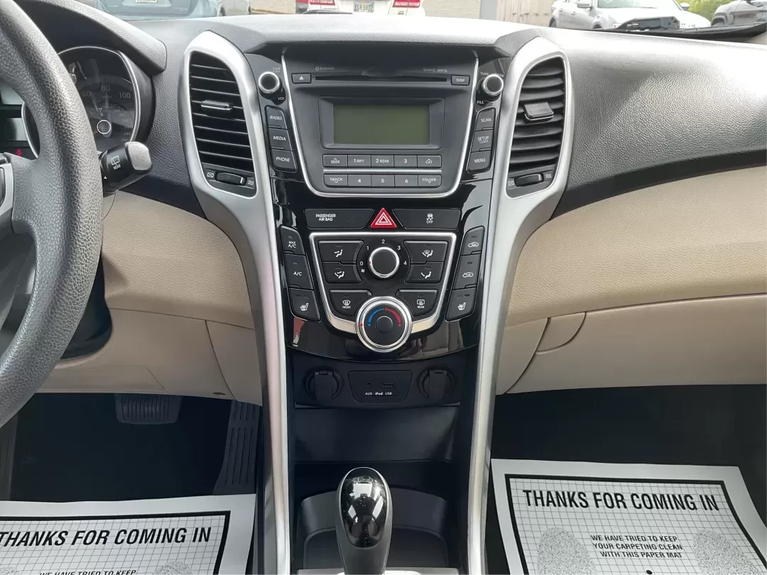 2014 Hyundai Elantra GT GT (KMHD35LH4EU) with an Other engine, located at 4508 South Dixie Dr, Moraine, OH, 45439, (937) 908-9800, 39.689976, -84.218452 - **Discover Your Next Adventure with the 2014 Hyundai Elantra GT at Advantage Car and Credit!**<br /> <br /> Are you searching for a reliable vehicle that fits seamlessly into both your daily routine and your weekend getaways? Look no further than the 2014 Hyundai Elantra GT, available at Advantage C - Photo#12