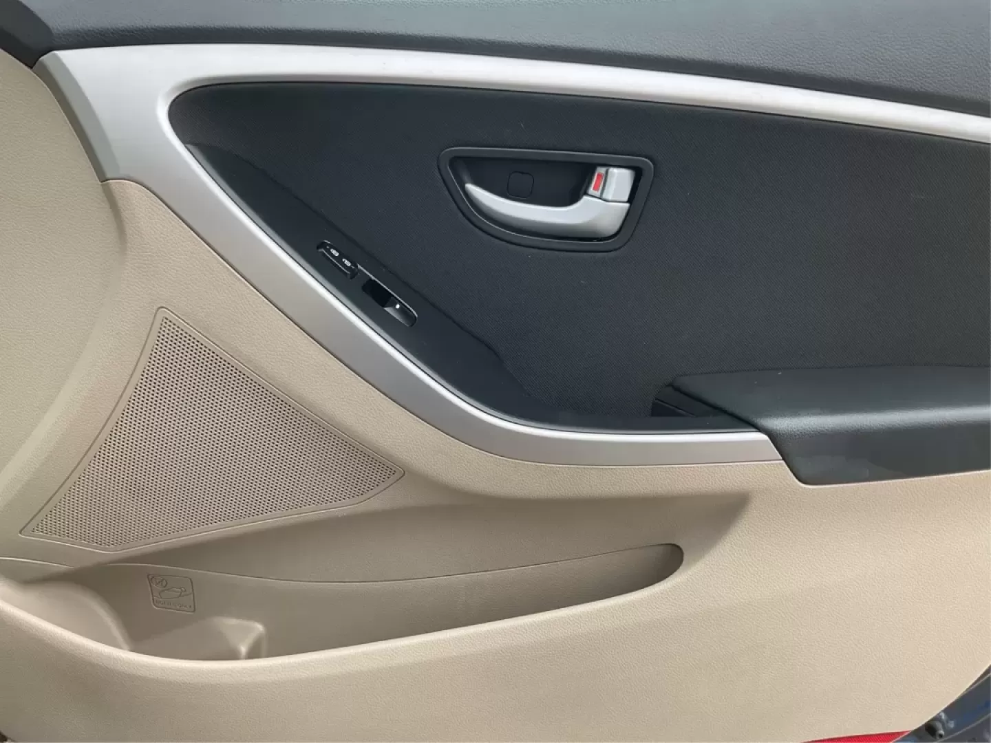 2014 Hyundai Elantra GT GT (KMHD35LH4EU) with an Other engine, located at 4508 South Dixie Dr, Moraine, OH, 45439, (937) 908-9800, 39.689976, -84.218452 - **Discover Your Next Adventure with the 2014 Hyundai Elantra GT at Advantage Car and Credit!**<br /> <br /> Are you searching for a reliable vehicle that fits seamlessly into both your daily routine and your weekend getaways? Look no further than the 2014 Hyundai Elantra GT, available at Advantage C - Photo#17