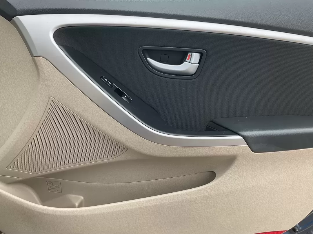 2014 Hyundai Elantra GT GT (KMHD35LH4EU) with an Other engine, located at 4508 South Dixie Dr, Moraine, OH, 45439, (937) 908-9800, 39.689976, -84.218452 - **Discover Your Next Adventure with the 2014 Hyundai Elantra GT at Advantage Car and Credit!**<br /> <br /> Are you searching for a reliable vehicle that fits seamlessly into both your daily routine and your weekend getaways? Look no further than the 2014 Hyundai Elantra GT, available at Advantage C - Photo#17