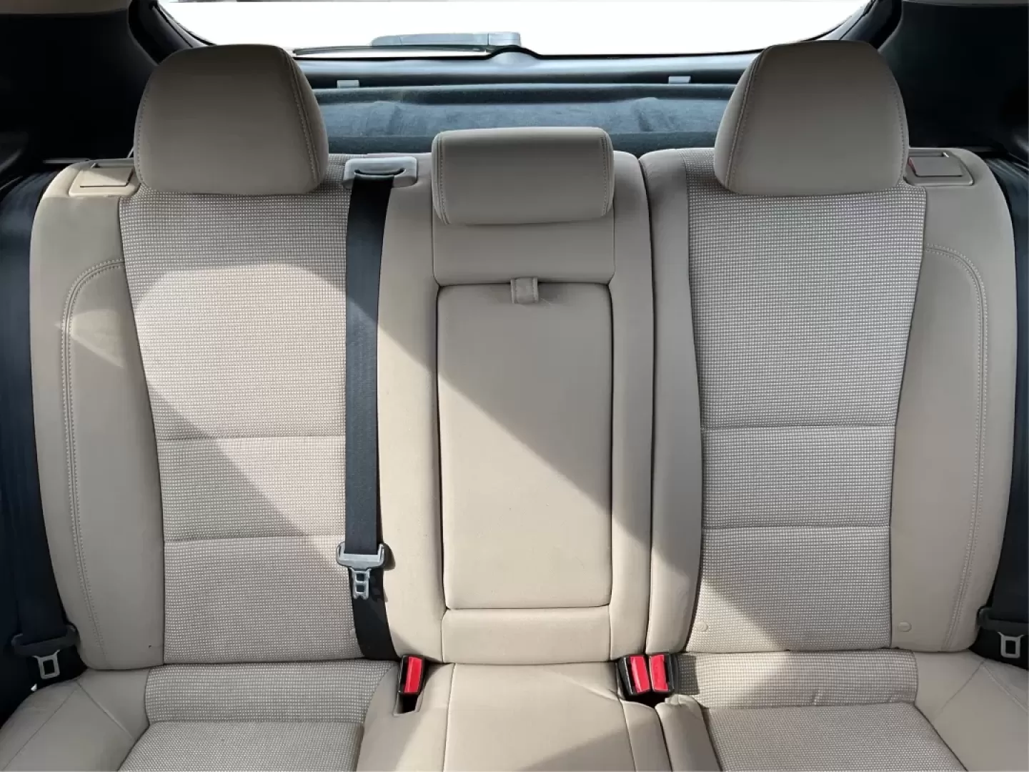 2014 Hyundai Elantra GT GT (KMHD35LH4EU) with an Other engine, located at 1184 Kauffman Ave, Fairborn, OH, 45324, (937) 908-9800, 39.807072, -84.030914 - **Discover Your Next Adventure with the 2014 Hyundai Elantra GT at Advantage Car and Credit!**<br /> <br /> Are you searching for a reliable vehicle that fits seamlessly into both your daily routine and your weekend getaways? Look no further than the 2014 Hyundai Elantra GT, available at Advantage C - Photo#13