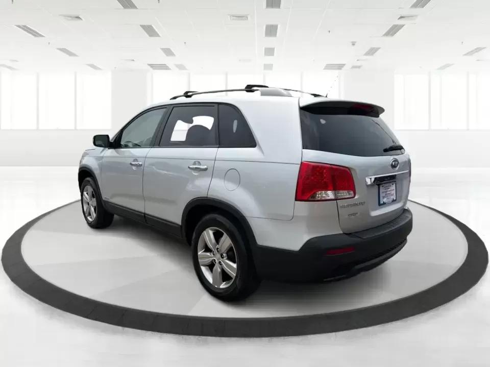 2012 Kia Sorento EX 4WD (5XYKUCA68CG) with an 2.4L L4 DOHC 16V engine, 6-Speed Automatic transmission, located at 1099 N County Rd 25A , Troy, OH, 45373, (937) 908-9800, 40.057079, -84.212883 - Weekend escapes to Caesar Creek, snowy school-drop mornings, and everyday errands up and down I75 feel a lot easier when you've got a comfortable SUV with real all-weather capability. This 2012 Kia Sorento EX 4WD is a smart pick for Troy drivers who want a practical, family-friendly ride that's equa- Photo#4
