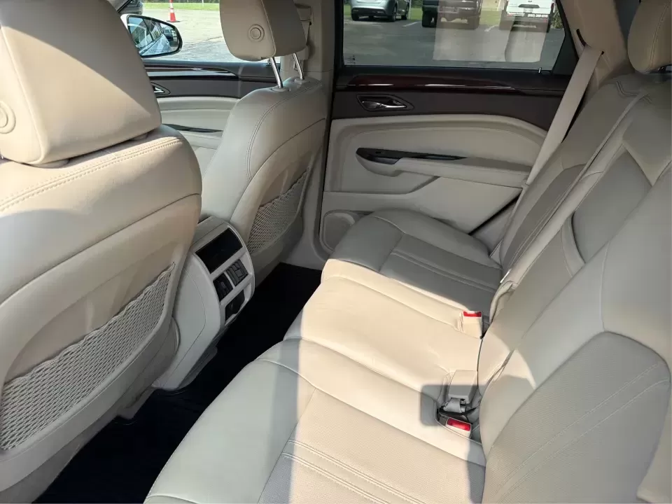 2015 Cadillac SRX Luxury Collection FWD (3GYFNBE33FS) with an 3.6L V6 DOHC 24V FFV engine, 6-Speed Automatic transmission, located at 8750 N County Rd 25A, Piqua, OH, 45356, (937) 908-9800, 40.164391, -84.232513 - Upgrade your daily drive with a luxury SUV that fits real life-school drop-offs, long commutes to Dayton, and comfortable weekend getaways up I75. This 2015 Cadillac SRX Luxury Collection FWD blends upscale style with practical space for five, making it a smart pick for growing families, busy profes- Photo#10