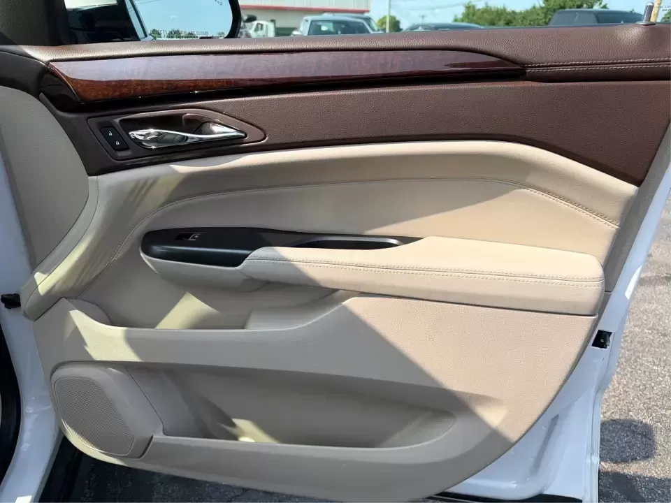 2015 Cadillac SRX Luxury Collection FWD (3GYFNBE33FS) with an 3.6L V6 DOHC 24V FFV engine, 6-Speed Automatic transmission, located at 8750 N County Rd 25A, Piqua, OH, 45356, (937) 908-9800, 40.164391, -84.232513 - Upgrade your daily drive with a luxury SUV that fits real life-school drop-offs, long commutes to Dayton, and comfortable weekend getaways up I75. This 2015 Cadillac SRX Luxury Collection FWD blends upscale style with practical space for five, making it a smart pick for growing families, busy profes- Photo#19
