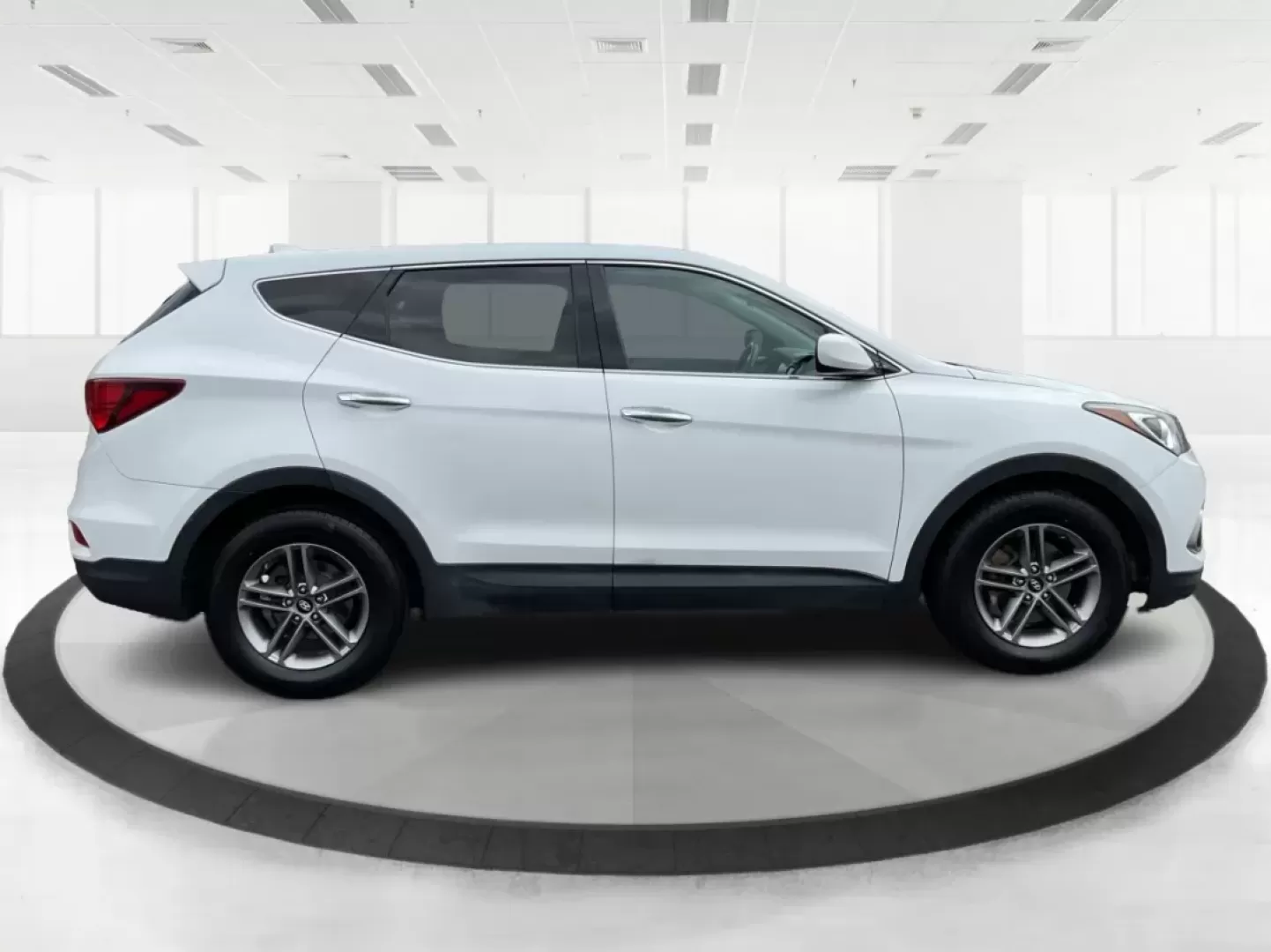 2017 Hyundai Santa Fe 2.4L (5NMZTDLB4HH) with an Theta II 2.4L I-4 gasoline direct injection engine, located at 1230 East Main St, Xenia, OH, 45385, (937) 908-9800, 39.688026, -83.910172 - **Discover Your Next Adventure with the 2017 Hyundai Santa Fe Sport at Advantage Car and Credit!**<br /> <br /> Are you ready to elevate your lifestyle and embrace the adventures waiting for you? Whether you're a growing family in need of space, a daily commuter looking for comfort, or an outdoor en - Photo#1