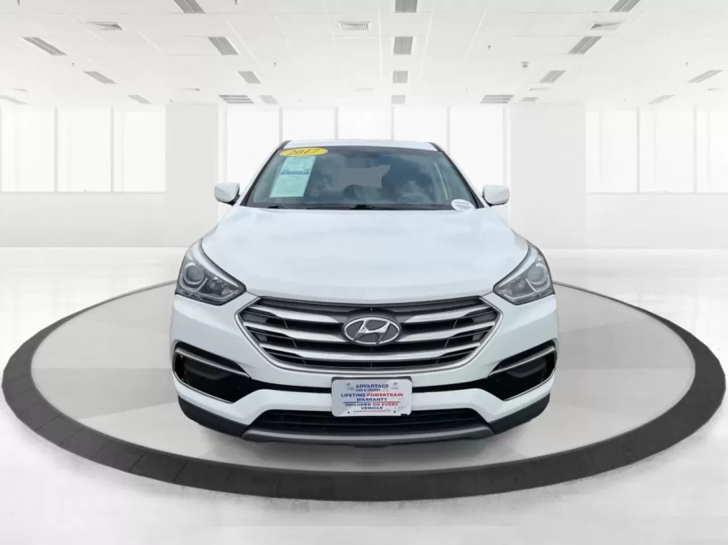 2017 Hyundai Santa Fe 2.4L (5NMZTDLB4HH) with an Theta II 2.4L I-4 gasoline direct injection engine, located at 1230 East Main St, Xenia, OH, 45385, (937) 908-9800, 39.688026, -83.910172 - **Discover Your Next Adventure with the 2017 Hyundai Santa Fe Sport at Advantage Car and Credit!**<br /> <br /> Are you ready to elevate your lifestyle and embrace the adventures waiting for you? Whether you're a growing family in need of space, a daily commuter looking for comfort, or an outdoor en - Photo#7