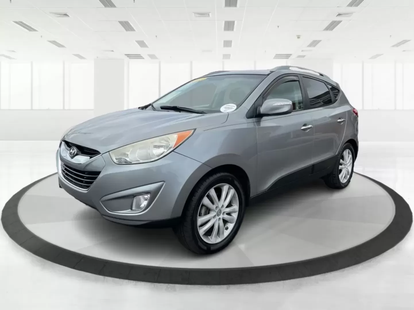 2013 Hyundai Tucson Limited (KM8JUCAC4DU) with an Other engine, located at 4508 South Dixie Dr, Moraine, OH, 45439, (937) 908-9800, 39.689976, -84.218452 - **Discover Your New Adventure Vehicle: 2013 Hyundai Tucson Limited at Advantage Car and Credit!** <br /> <br /> Are you searching for the perfect SUV that combines style, comfort, and versatility? Look no further than this striking 2013 Hyundai Tucson Limited, located right here at Advantage Car an - Photo#7
