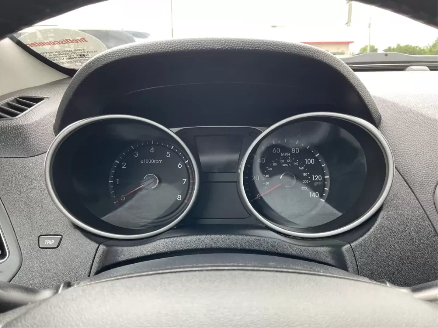 2013 Hyundai Tucson Limited (KM8JUCAC4DU) with an Other engine, located at 4508 South Dixie Dr, Moraine, OH, 45439, (937) 908-9800, 39.689976, -84.218452 - **Discover Your New Adventure Vehicle: 2013 Hyundai Tucson Limited at Advantage Car and Credit!** <br /> <br /> Are you searching for the perfect SUV that combines style, comfort, and versatility? Look no further than this striking 2013 Hyundai Tucson Limited, located right here at Advantage Car an - Photo#13