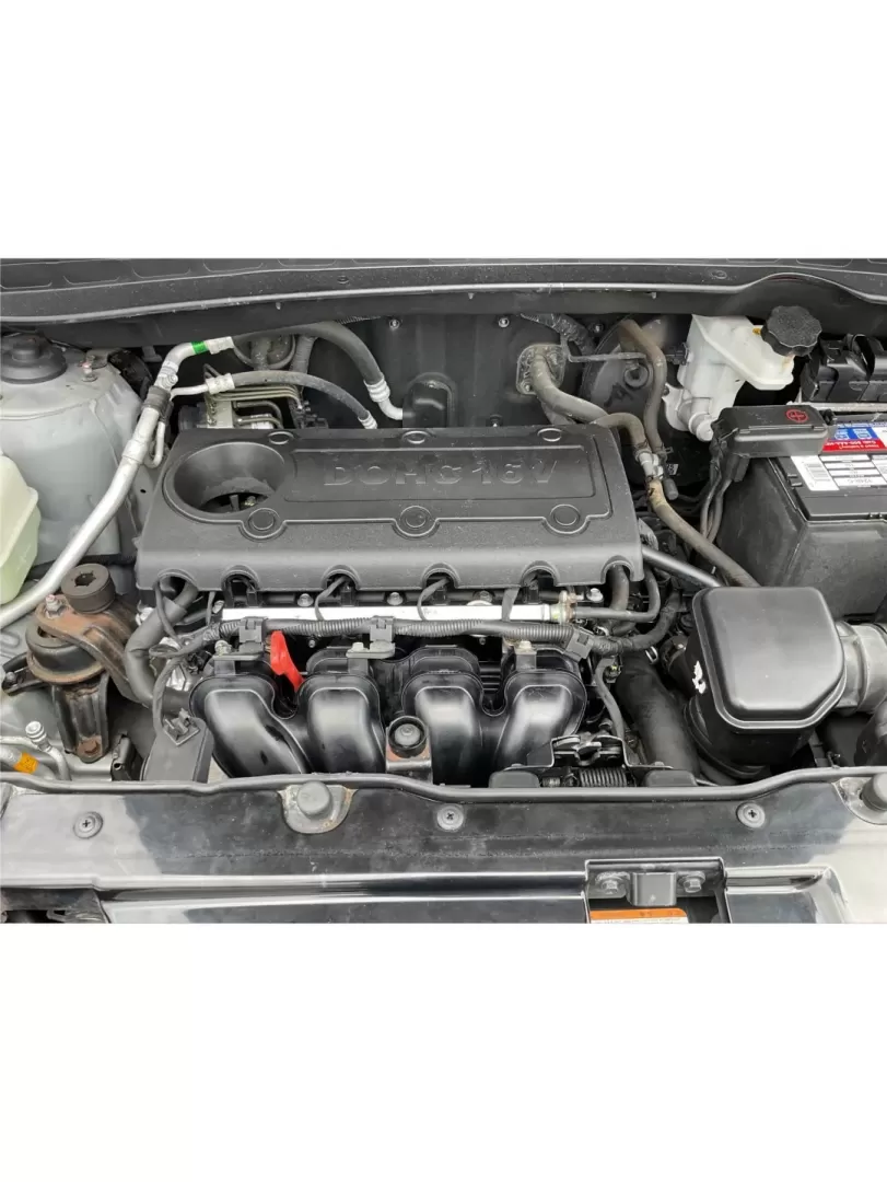 2013 Hyundai Tucson Limited (KM8JUCAC4DU) with an 2.4L L4 DOHC 16V engine, 6-Speed Automatic transmission, located at 4508 South Dixie Dr, Moraine, OH, 45439, (937) 908-9800, 39.689976, -84.218452 - **Discover Your New Adventure Vehicle: 2013 Hyundai Tucson Limited at Advantage Car and Credit!** <br /> <br /> Are you searching for the perfect SUV that combines style, comfort, and versatility? Look no further than this striking 2013 Hyundai Tucson Limited, located right here at Advantage Car an - Photo#10