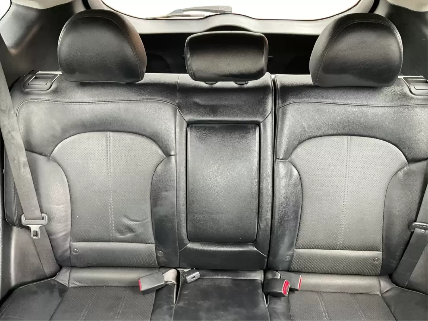 2013 Hyundai Tucson Limited (KM8JUCAC4DU) with an Other engine, located at 1230 East Main St, Xenia, OH, 45385, (937) 908-9800, 39.688026, -83.910172 - **Discover Your New Adventure Vehicle: 2013 Hyundai Tucson Limited at Advantage Car and Credit!** <br /> <br /> Are you searching for the perfect SUV that combines style, comfort, and versatility? Look no further than this striking 2013 Hyundai Tucson Limited, located right here at Advantage Car an - Photo#12