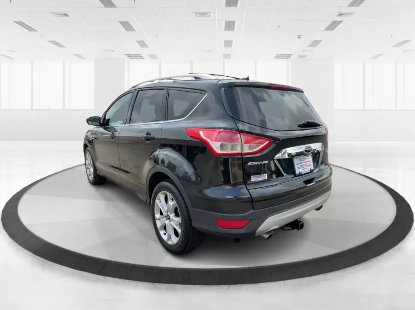 2015 Ford Escape Titanium (1FMCU9J95FU) with an Other engine, located at 1099 N County Rd 25A , Troy, OH, 45373, (937) 908-9800, 40.057079, -84.212883 - Discover your next adventure with the 2015 Ford Escape Titanium, now available at Advantage Car and Credit in Fairborn, OH! Whether you're looking for a family-friendly SUV, a reliable commuter vehicle, or a versatile option for weekend getaways, this Escape checks all the boxes. With a stunning Tux - Photo#3