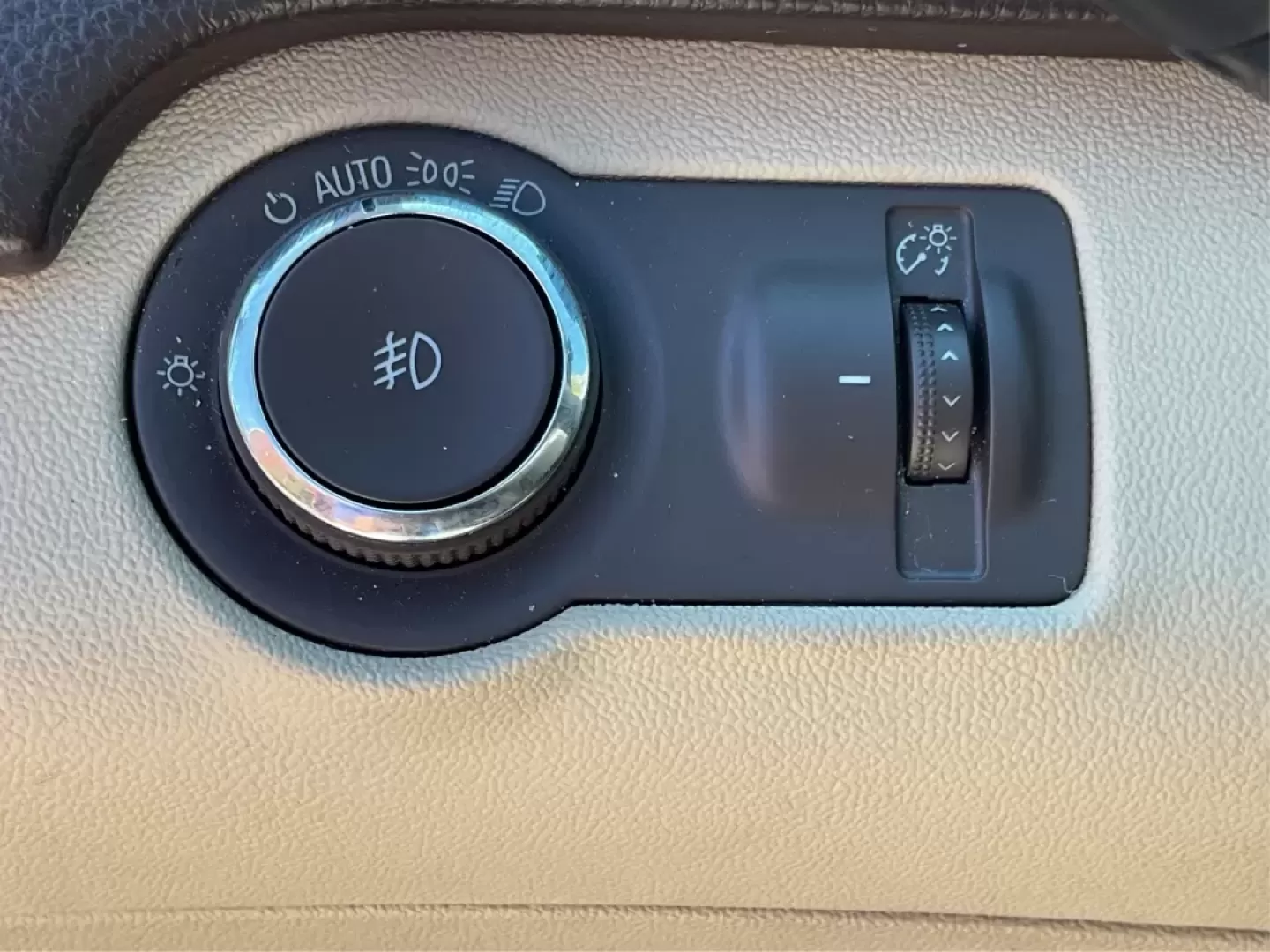 2017 Buick Regal Turbo (2G4GM5EX5H9) with an 2L I-4 gasoline direct injection engine, located at 1099 N County Rd 25A , Troy, OH, 45373, (937) 908-9800, 40.057079, -84.212883 - **Elevate Your Commute in the Stylish 2017 Buick Regal Turbo**<br /> <br /> If you're searching for a vehicle that seamlessly blends sophistication with performance, the 2017 Buick Regal Turbo is your ideal choice. This sleek sedan is perfect for budget-conscious buyers who refuse to compromise on s - Photo#17